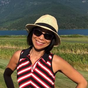 Meet your Posher, Iris